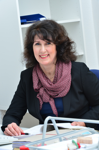 Frau Stefanie Gelsen Auf dem Bild ist Frau Stefanie Gelsen abgebildet.